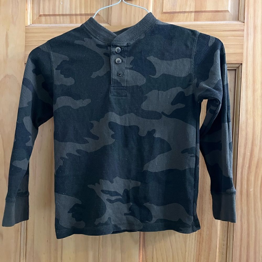 Open trails boys camo long sleeve shirt size 8-10